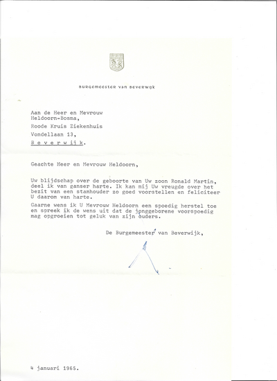 Brief van de Burgemeester van Beverwijk, 4 januari 1965 — bij de geboorte van Ronald